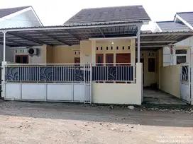 dikontrakkan 2 unit rumah dekat kampus uii kaliurang