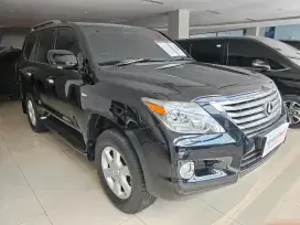 Lexus LX 570 a/t tahun 2011