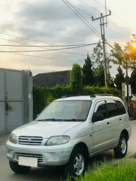 Daihatsu Taruna 2000