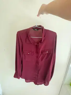 Kemeja Kantor Maroon Max Fashion - Uk L
