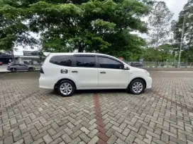 GRAND LIVINA SV MANUAL 2014