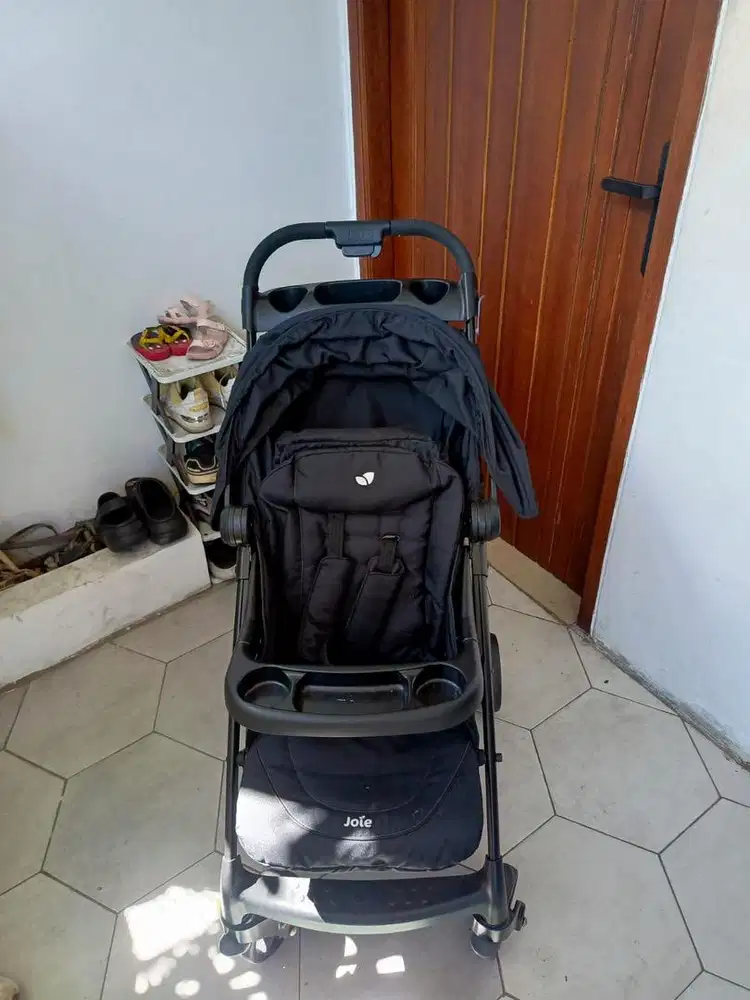 Preloved stroller Joie Muze LX