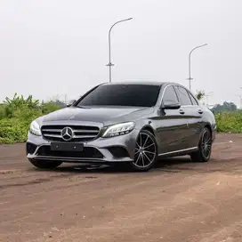 Mercedes-Benz C200 Avantgarde EQ Boost W205