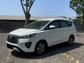 TOYOTA INNOVA V DIESEL AT 2021