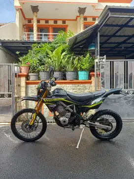 Kawasaki KLX 150