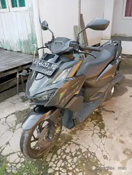 Vario 160 Abs (tipe tertinggi)