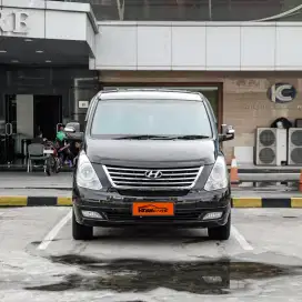 Hyundai H-1 XG CRDI Matic tahun 2011 (diesel)