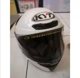 Helm KYT TT COURSE size XL /  Barter HP