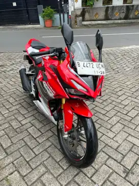 HONDA AL NEW CBR 150R Tahun 2023 DP CUMA 1 JUTA