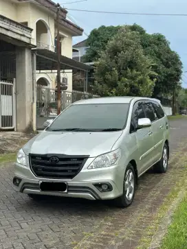 Toyota Innova G 2.0 Bensin Automatic 2013