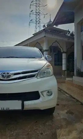 Avanza Metik Putih Tukar Tambah Bisa