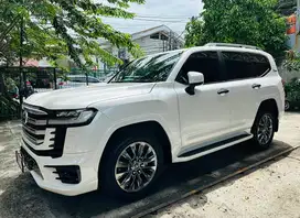 Land Cruiser VXR 300 70 + Anniversary tahun 2021 Km 18 Ribu