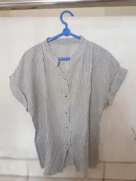 Baju atasan adam dan enak pakai
