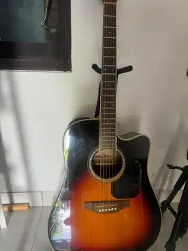 Gitar akustik Takamine Gd51