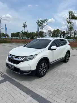 LOW KM MULUS TERAWAT LIKE NEW ! Honda CRV 1.5 TURBO PRESTIGE AT 2019