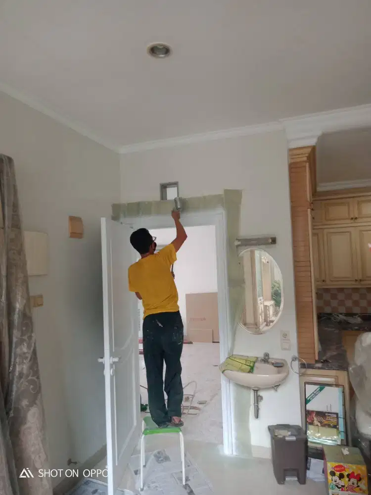 Jasa Tukang wall moulding /pengecatann Duco