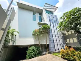 Dijual Rumah Mewah Eks Mentri Luas 426m2 Pondok Indah Jakarta Selatan