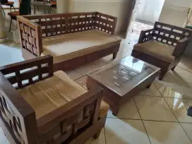 DIJUAL MURAH 1 SET KURSI JATI DAN MEJA