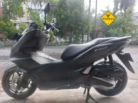 (DP 1 Jt)‼️ Honda PCX 160 CBS Hitam Mulus 2022 Cash / Kredit