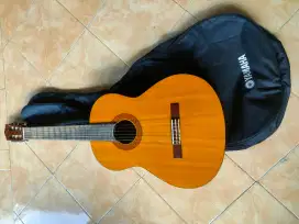 Gitar original Yamaha c330a klasik nylon siap pakai