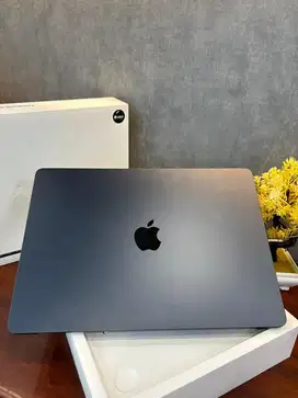 Macbook Air 15inci (M2 chip) 2023 8 / 512GB midnight iBox ON 18/03/25