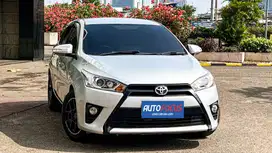 Tdp10JT  Toyota Yaris 1.5 G AT Silver Metalik nik 2015 Low km Asli