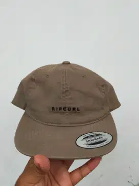 TOPI NEW ERA&RIPCURL