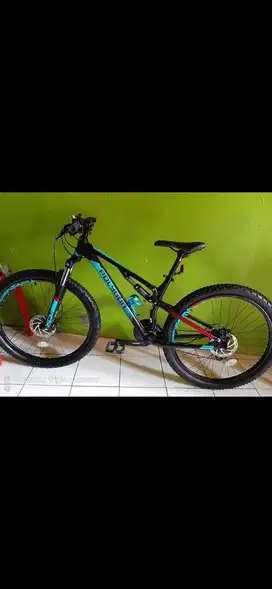 Sepeda MTB Polygon Raize 3