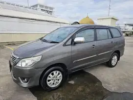 Innova G Manual 2013/2014 tangan 1 servis record dari baru