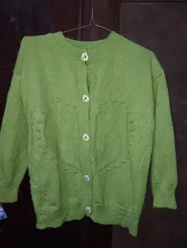 Atasan rajut hijau lime