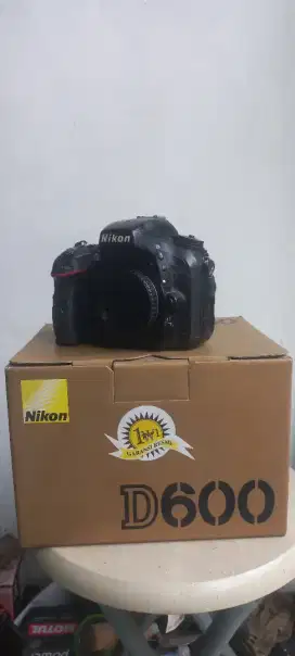 NIKON D600 FULL FRAME