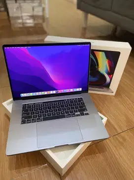 MacBook Pro Touchbar 16 Inch 2019 i7 16/512 GB