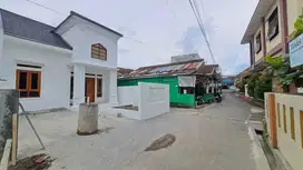 Rumah baru modern Rejasari dekat pasar Pon, stasiun Purwokertop