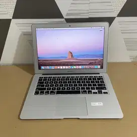 MacBook Air 2017 i5 8/128 GB