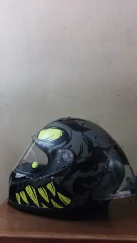 Helm Full Face Zeus size XL