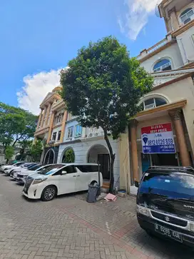 Ruko Dijual HARGA BEST DEAL Di PIK Cordoba 3lt Strategis At Jakut