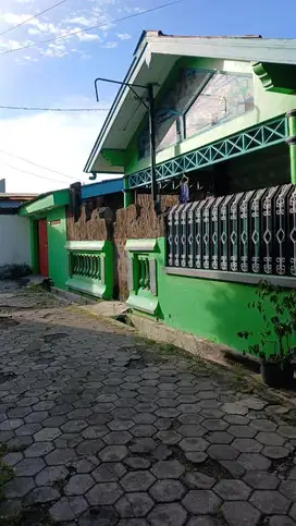 (Nego) Dijual rumah strategis perumahan djarum getas pejaten (Nego)