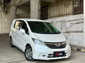 Honda Freed PSD 2014 Automatic 2015