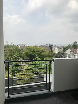 Rumah Baru Minimalis Dalam Cluster Ciwaruga Gegerkalong Bandung