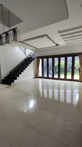 Sewa RUmah Lux di Singgasana Pradana