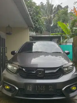 Brio E CVT 2019 Istimewa