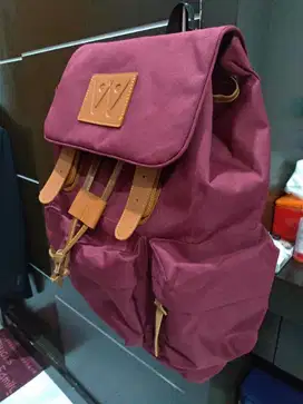 Tas Ransel Gendong Maroon