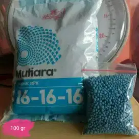 Pupuk npk 100gr