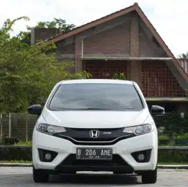 Honda Jazz 2015 RS AT