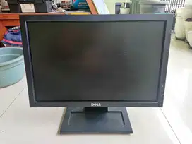 DELL E1709W Flat Panel Monitor 17 Inc Widescreen