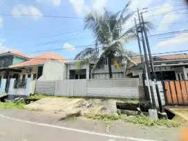 Rumah Tengah Kota Lokasi Bagus Dekat Sekolah Telkom