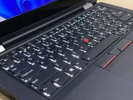 Lenovo Thinkpad Yoga 370 Core I7 RAM 8 SSD 256