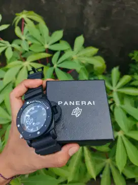 Jam tangan Panerai