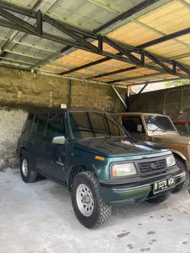 Suzuki Vitara 1993 Bensin