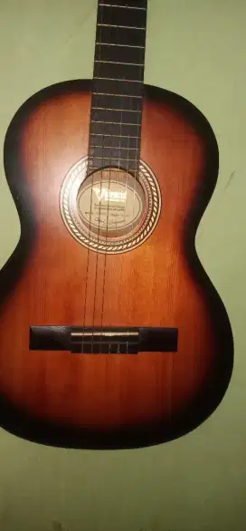 gitar nylon valencia